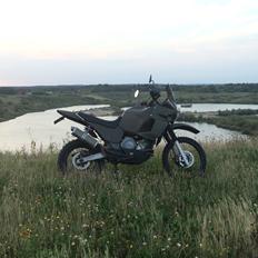 Yamaha XTZ 850 TRX