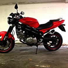 Hyosung GT 650 N
