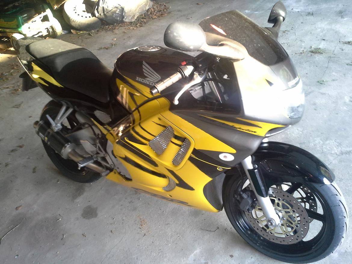 Honda CBR 600 F3 billede 4