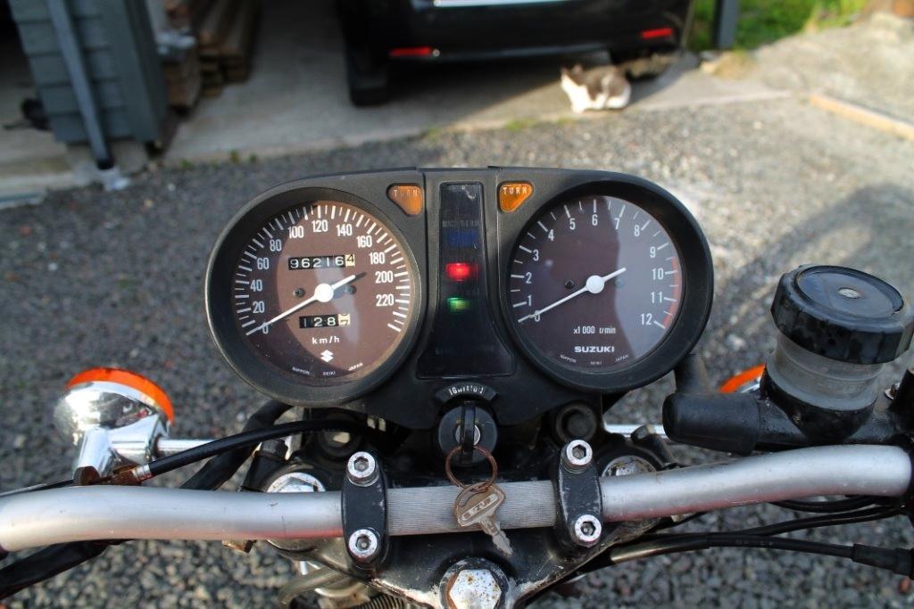 Suzuki GS550E - Den nærmer sig de 100 tusinde km billede 5