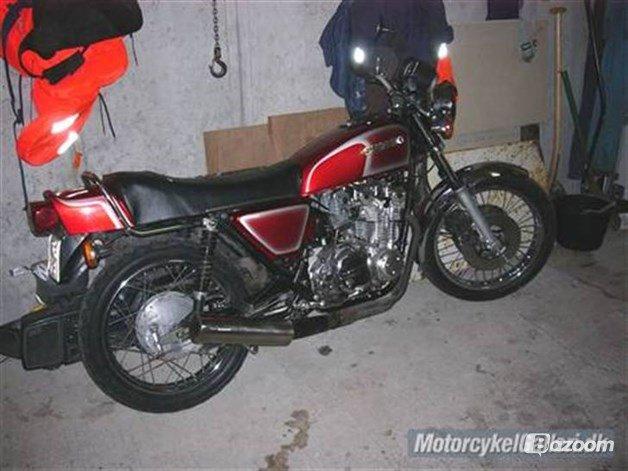 Suzuki GS550E billede 10