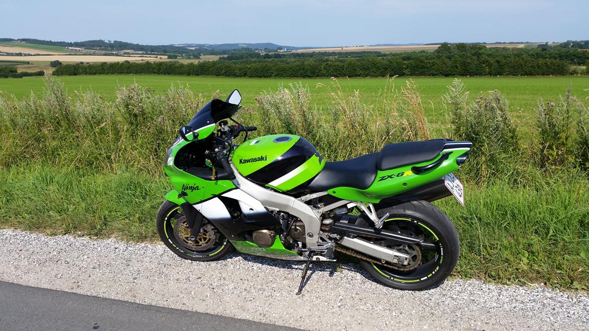 Kawasaki ZX6R billede 1