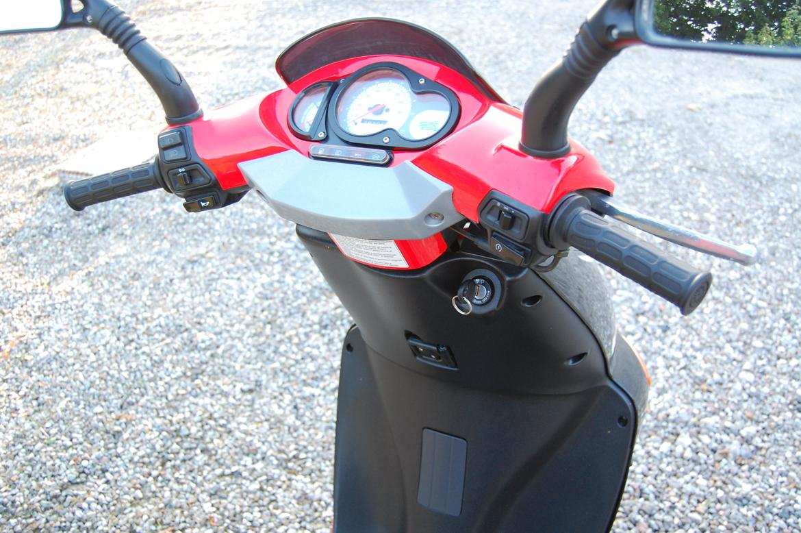 Aprilia SR 125 billede 18