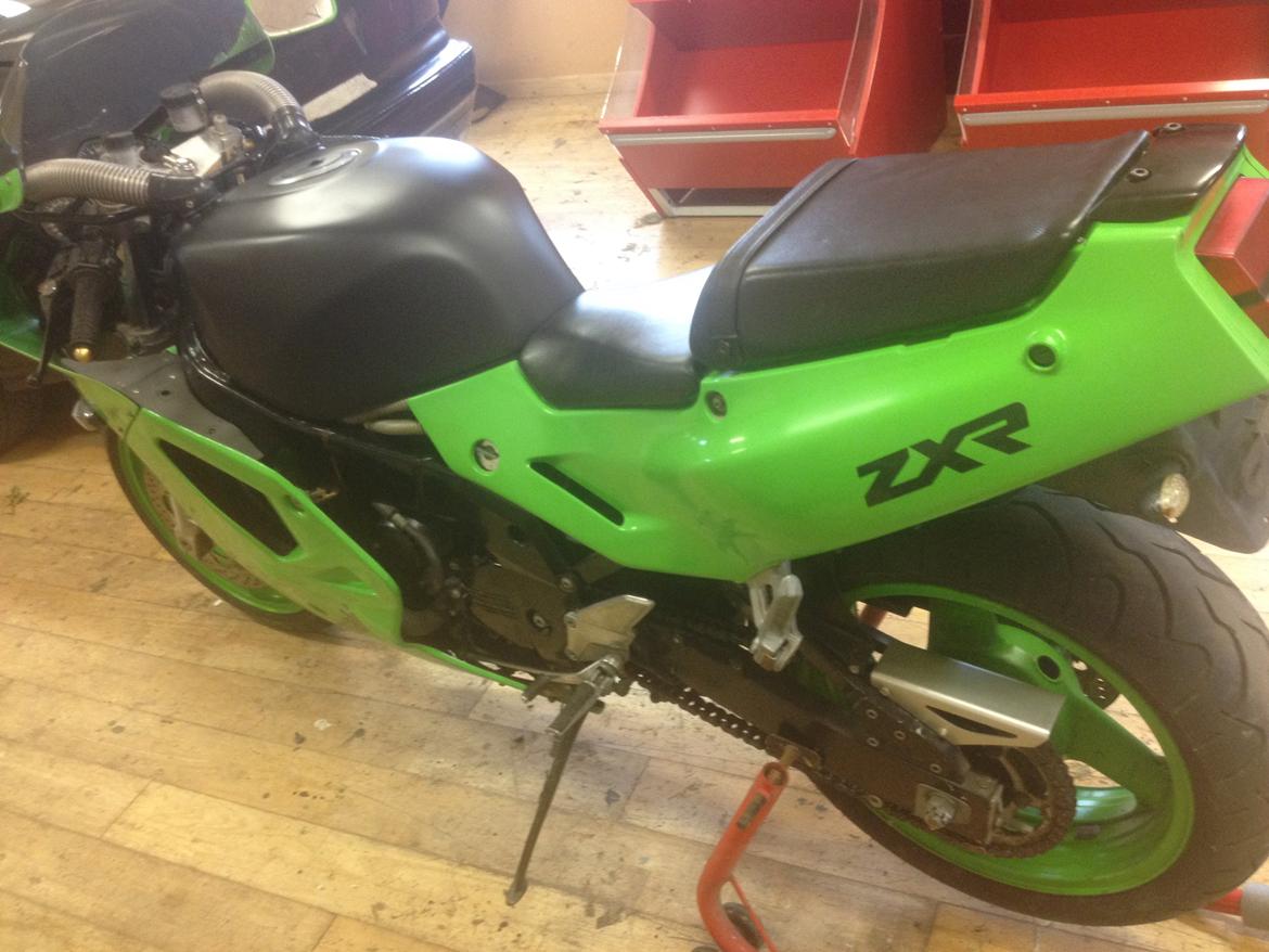 Kawasaki ZXR750 H1 / H2 billede 16
