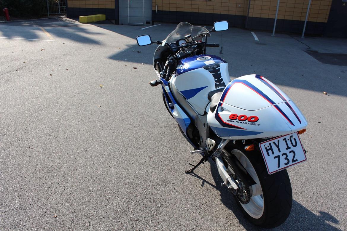 Suzuki GSXR SRAD 600 billede 4