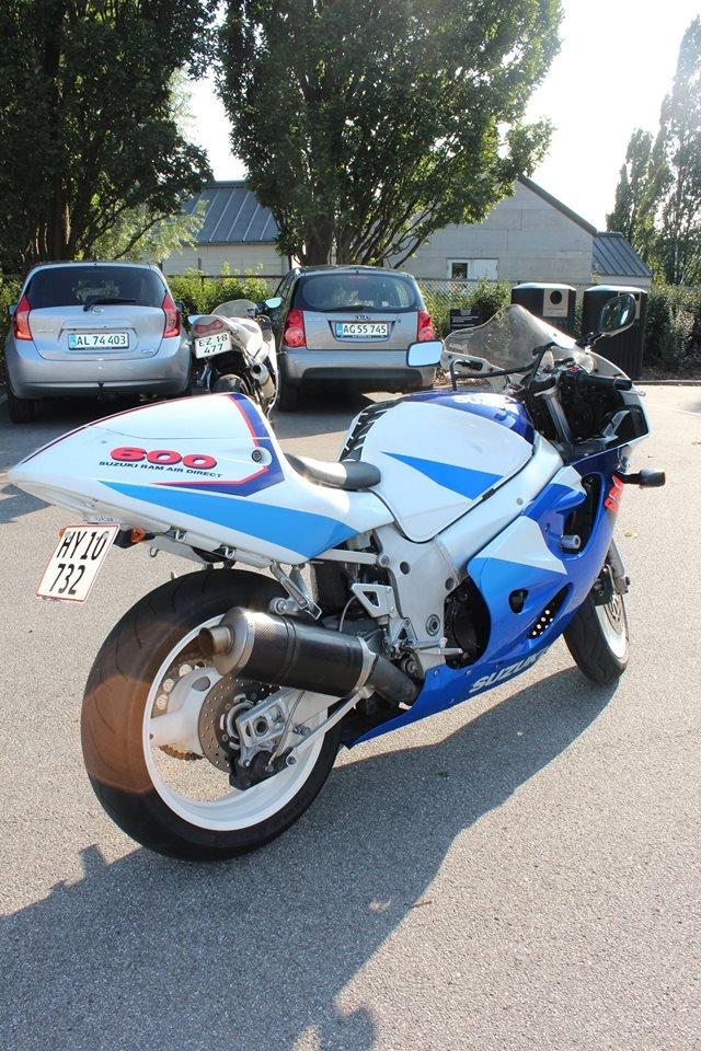 Suzuki GSXR SRAD 600 billede 10