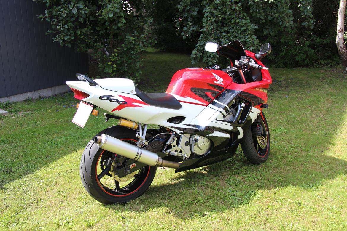 Honda CBR 600 F3 billede 1