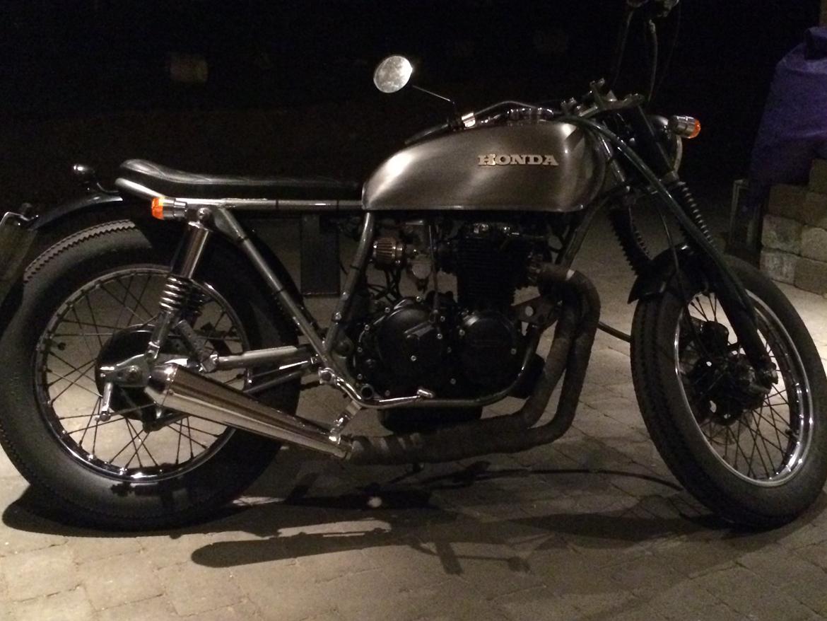 Honda CB400F - Cafe - Brat stilen billede 3