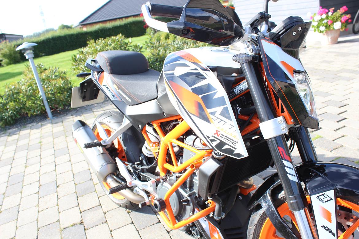 KTM 390 Duke billede 1