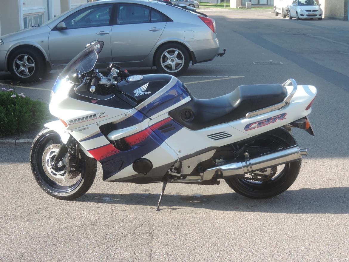 Honda CBR1000F /P billede 1