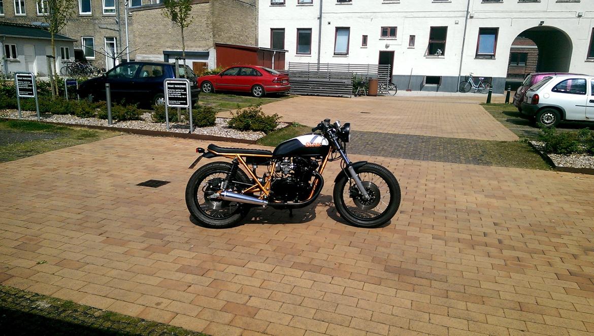 Suzuki GS 550 Street Tracker (cafe/brat) billede 12