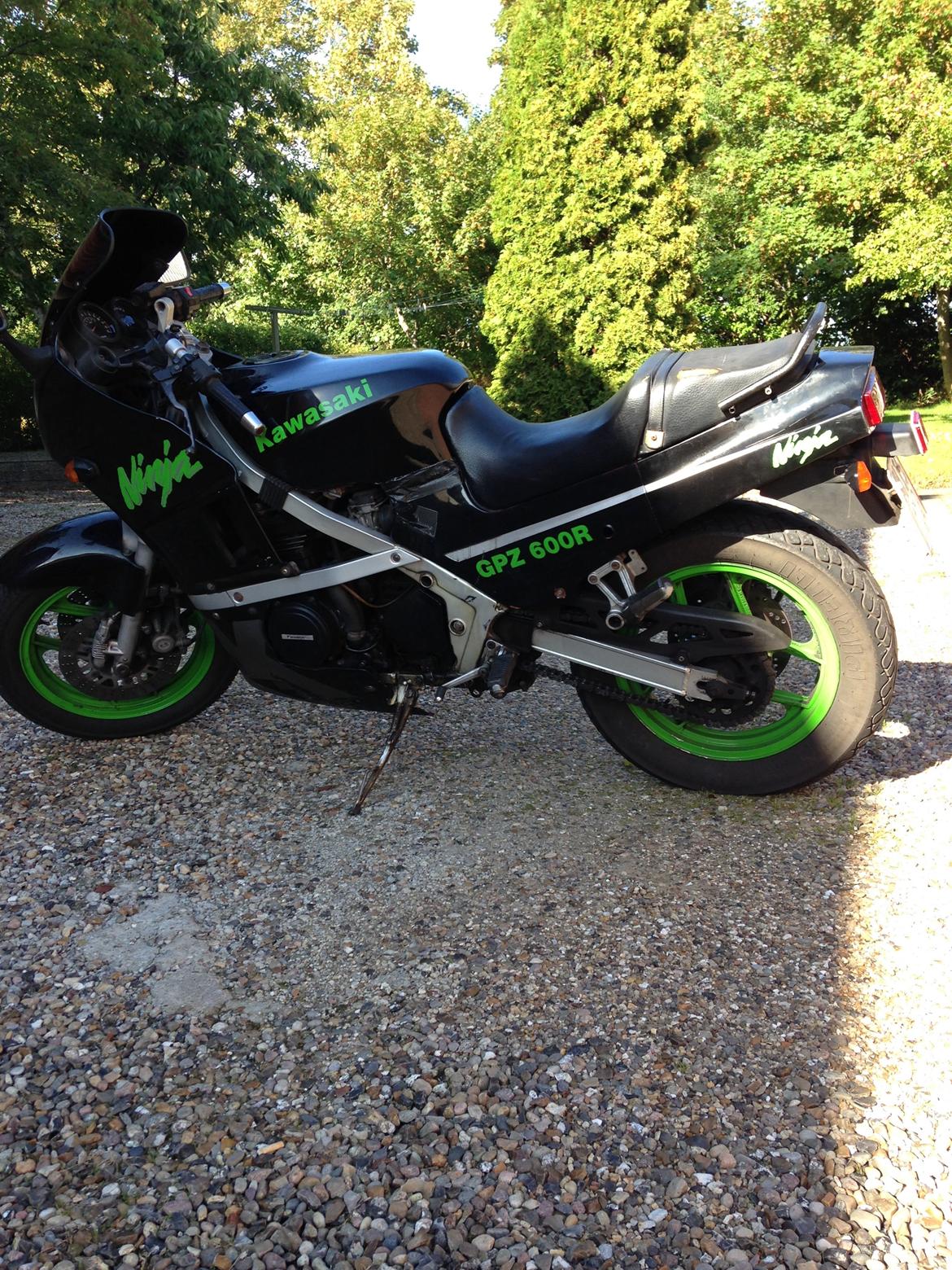 Kawasaki GPZ600R billede 3