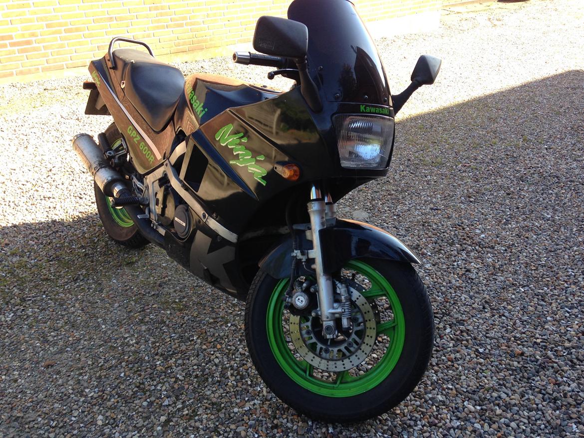 Kawasaki GPZ600R billede 6