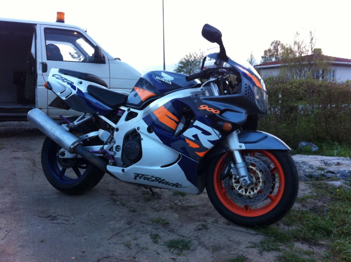 Honda CBR900RR Fireblade billede 11