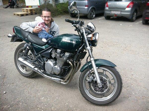 Kawasaki ZR 550 B4 Zephyr **solgt** - Den bette skal jo lære det før eller siden ;) billede 2