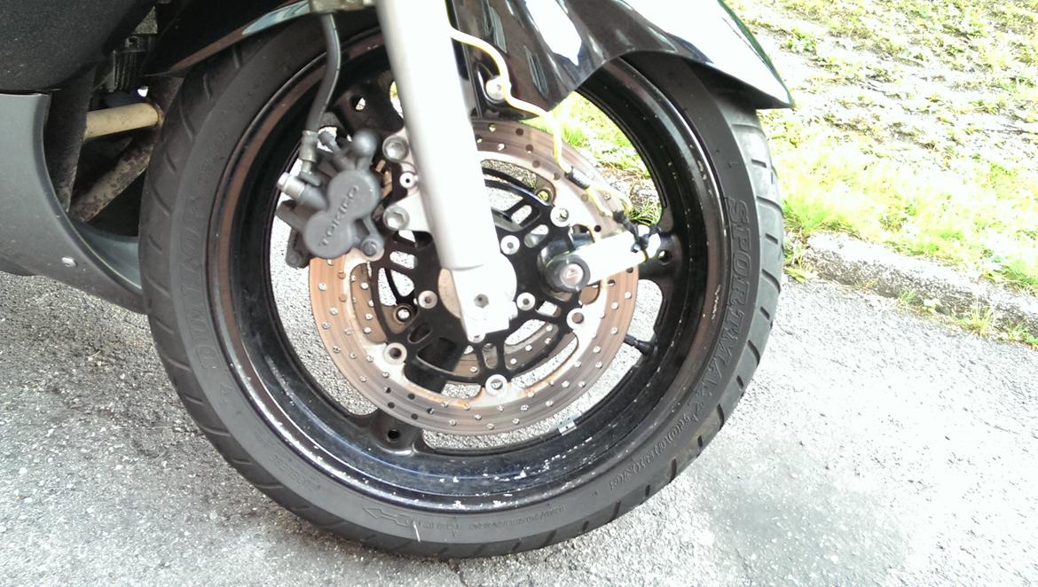 Suzuki GSX 750 F billede 4