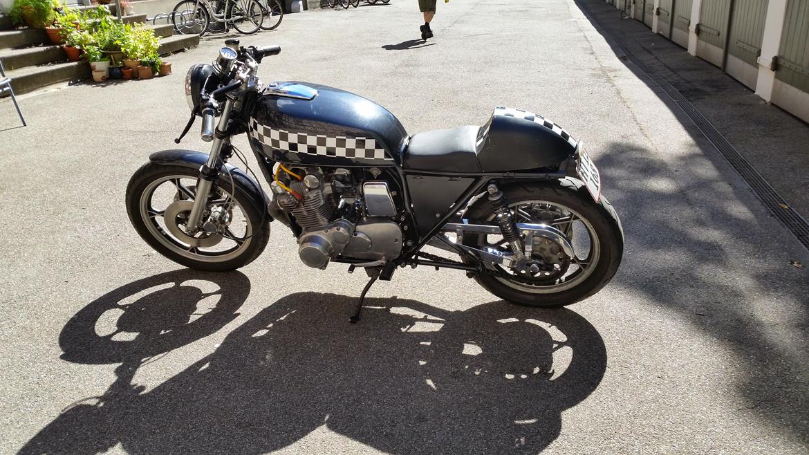 Suzuki GS 750 E !SOLGT! billede 2