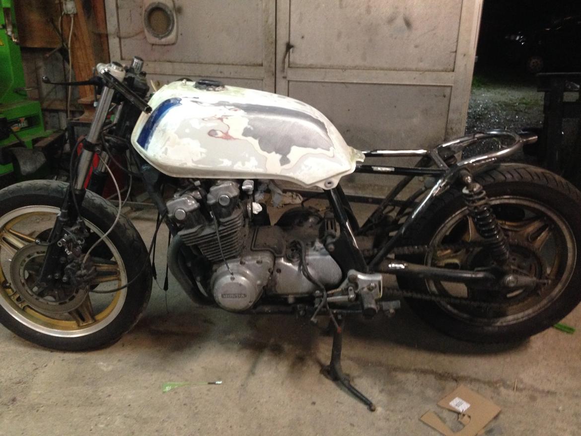 Honda cb 750 f    "caferacer" billede 12