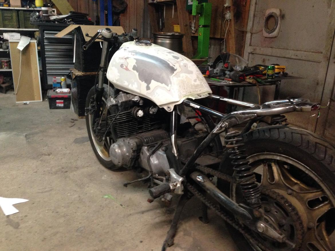 Honda cb 750 f    "caferacer" billede 10