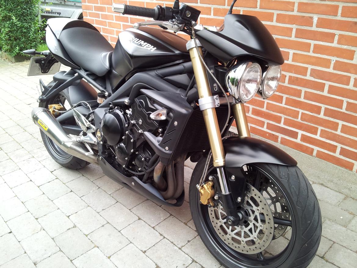 Triumph Street triple billede 2