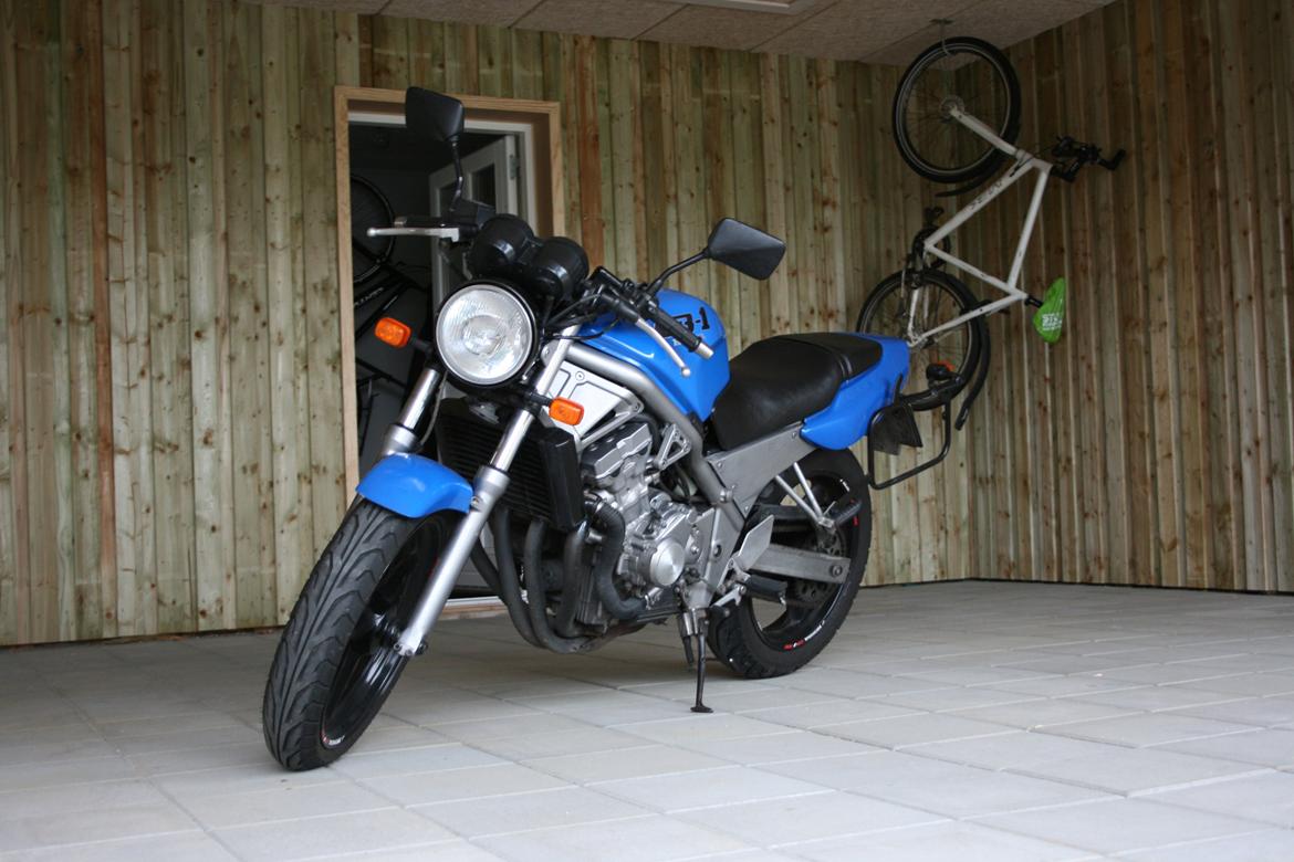 Honda Cb-1 / 400 nc27 billede 3