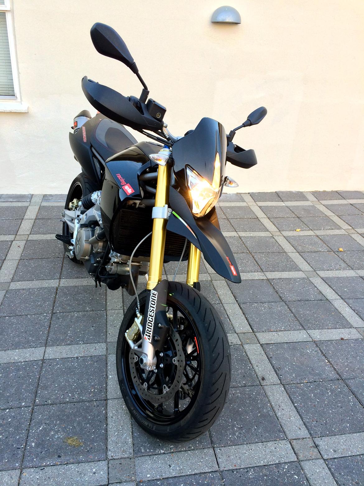 Aprilia Dorsoduro SMV 750 ( Solgt ) billede 3