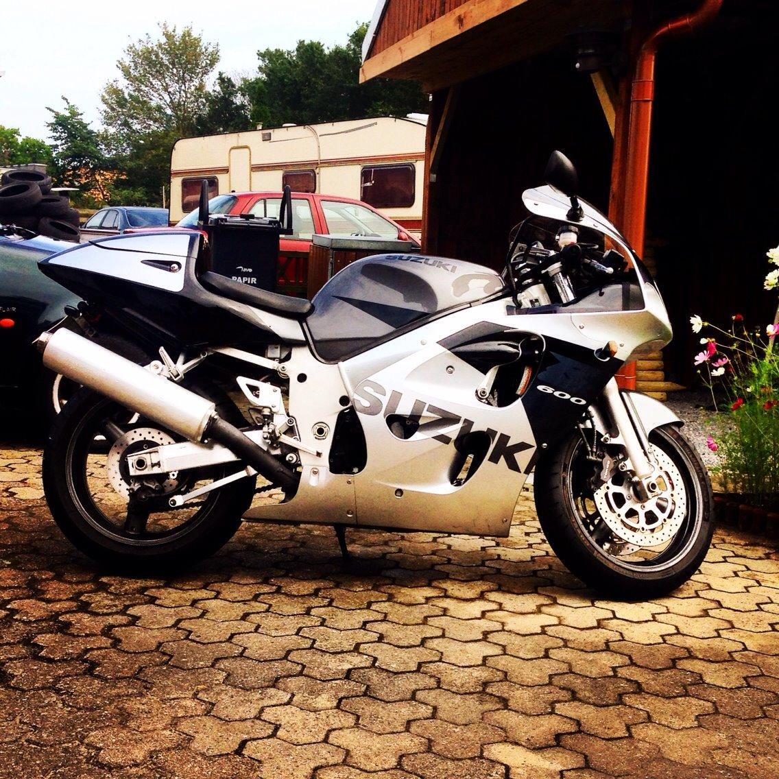 Suzuki Gsxr 600 billede 5