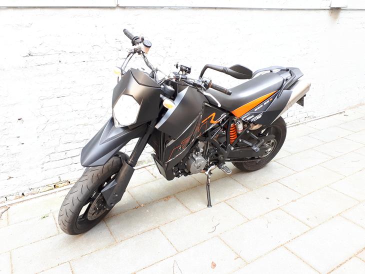 {{currentPhoto.altText}} billede {{currentPhoto.number}}