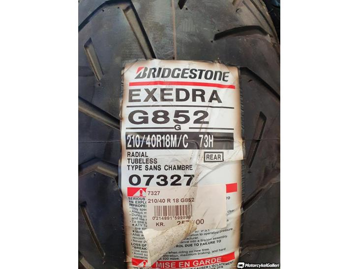 Bridgestone Exedra 210/40-18 billede 0