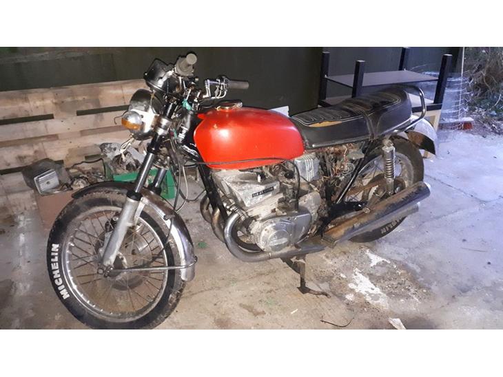 Suzuki 550 GT billede 0