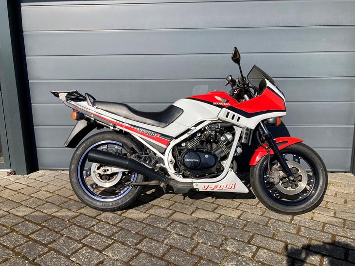 Honda VF 500 billede 0
