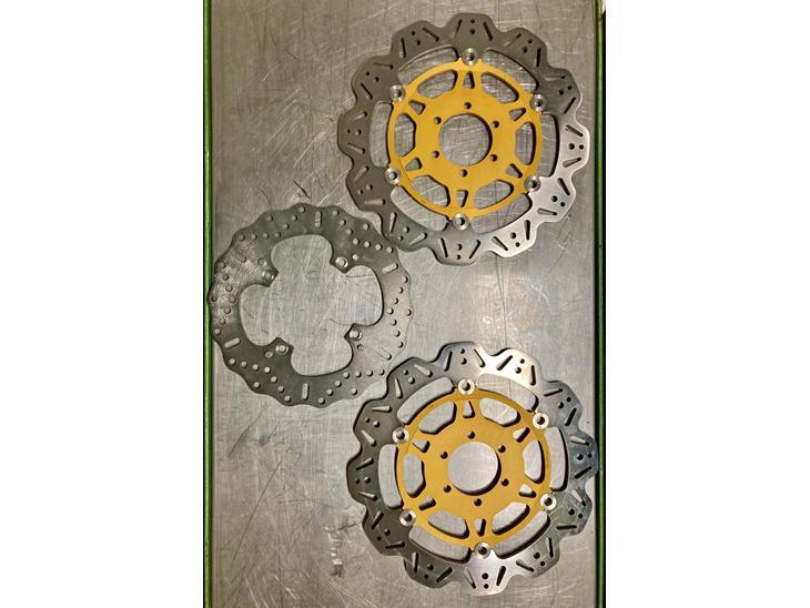 {{currentPhoto.altText}} billede {{currentPhoto.number}}