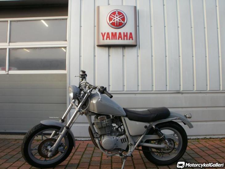 Suzuki DR 400  billede 0