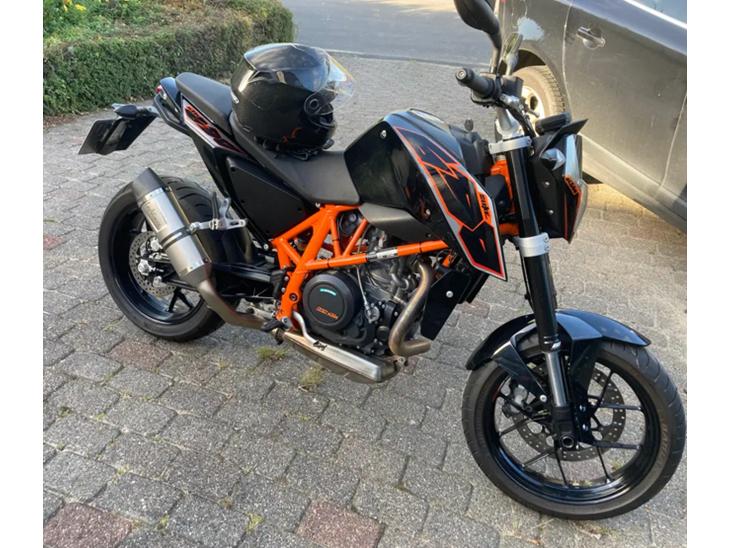 KTM DUKE 690 - 23tkm, 70hk billede 0