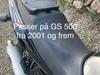 Suzuki GS 500 sæde med GIVI topboksplade