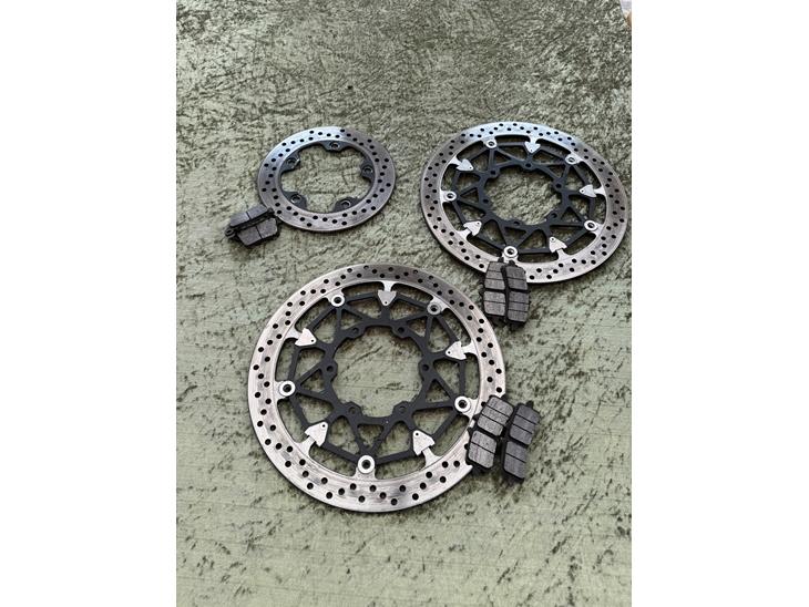 {{currentPhoto.altText}} billede {{currentPhoto.number}}