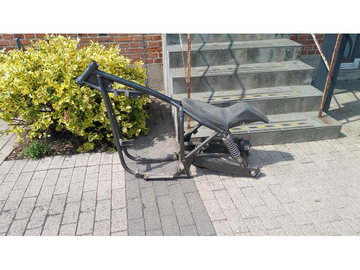 {{currentPhoto.altText}} billede {{currentPhoto.number}}