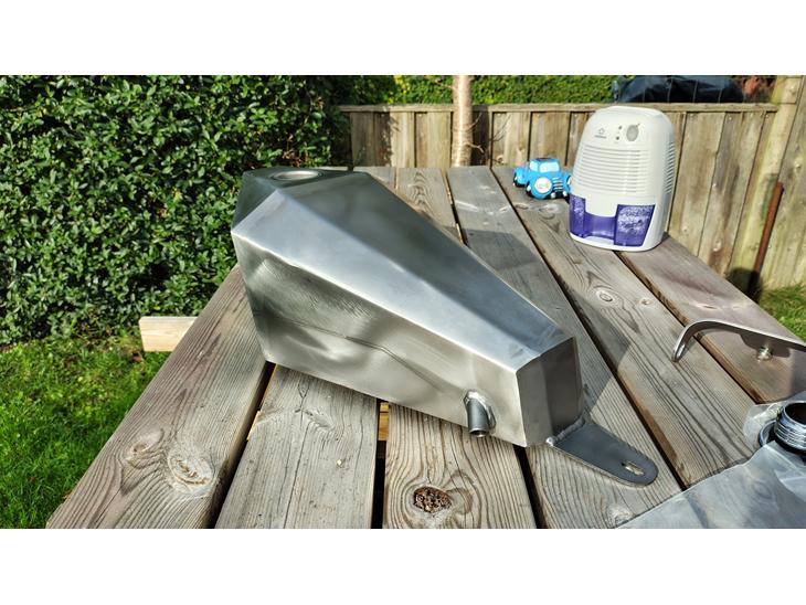 {{currentPhoto.altText}} billede {{currentPhoto.number}}