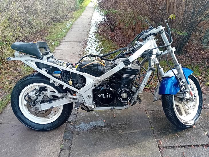 {{currentPhoto.altText}} billede {{currentPhoto.number}}