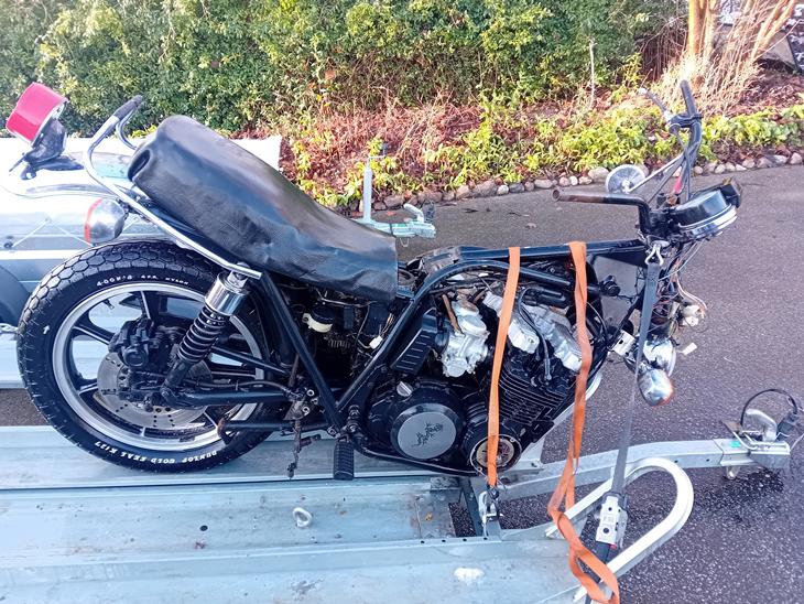 {{currentPhoto.altText}} billede {{currentPhoto.number}}