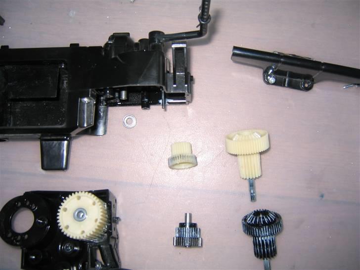 Tl-01 - HBX  Reperation af revnet chassis. billede 20