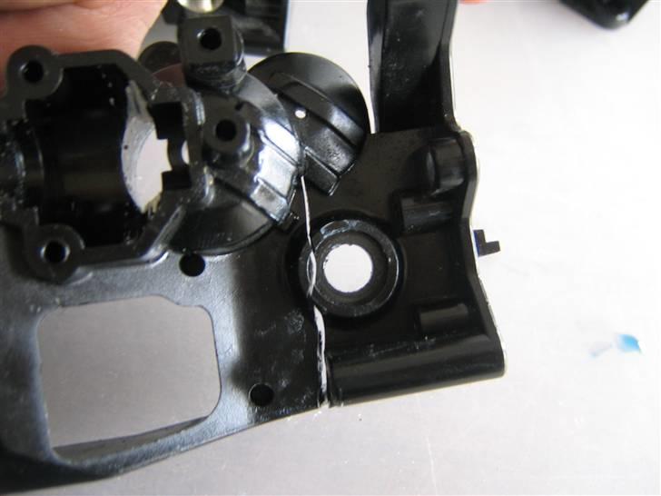 Tl-01 - HBX  Reperation af revnet chassis. billede 22