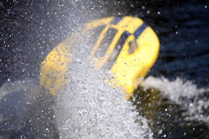 No mercy powerboat action billeder. billede 5