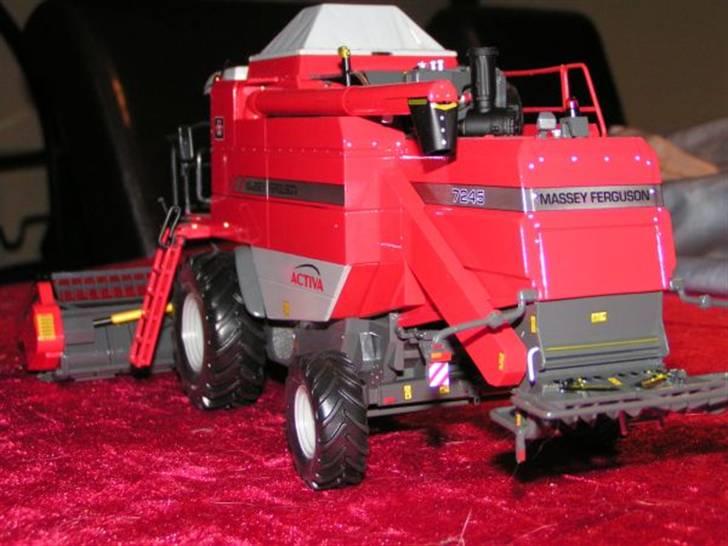 Et lille udvalg af mine model traktore billede 9