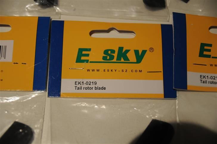 Til salg Helikopter honey bee cp2 billede 3