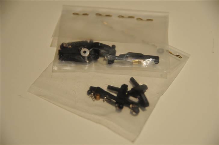 Til salg Helikopter honey bee cp2 billede 9