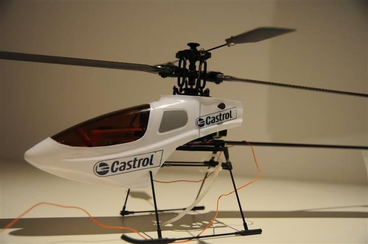 Til salg Helikopter honey bee cp2 billede 18