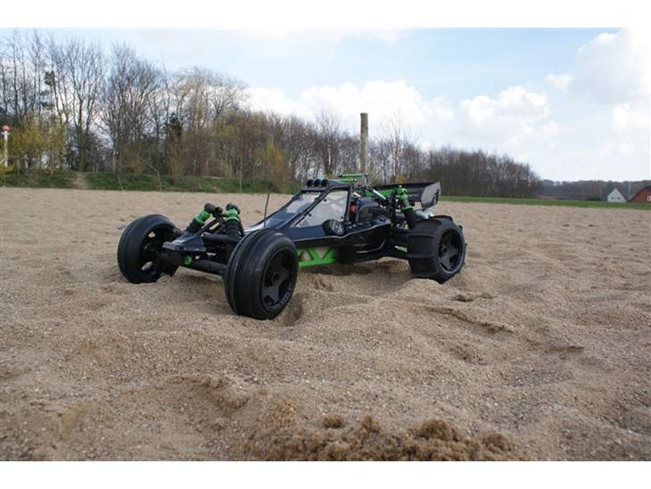 {{currentPhoto.altText}} billede {{currentPhoto.number}}