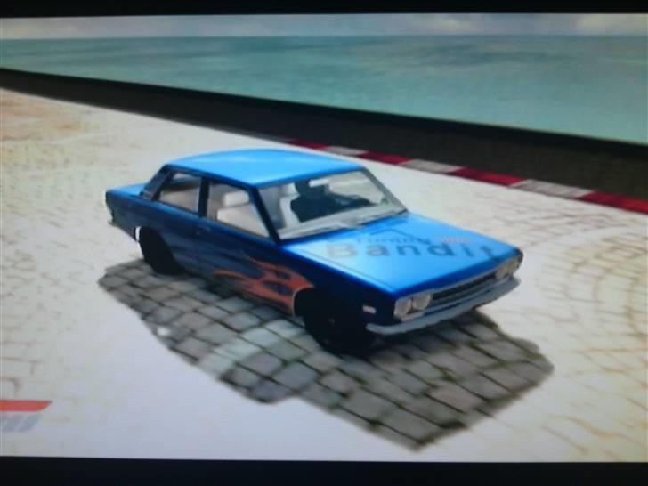 Mine Forza Motorsport 3 biler - Min lille Datsun som har fået navnet "Tuning Bandit" billede 3