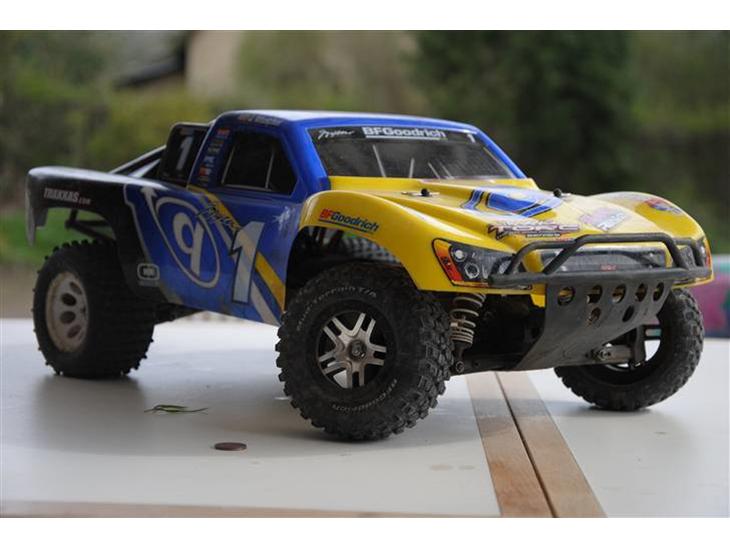 {{currentPhoto.altText}} billede {{currentPhoto.number}}